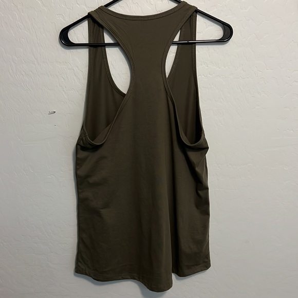 Custom tank top size XL - Picture 5 of 5